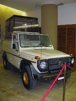 Papamobile Wojtyla in affitto
