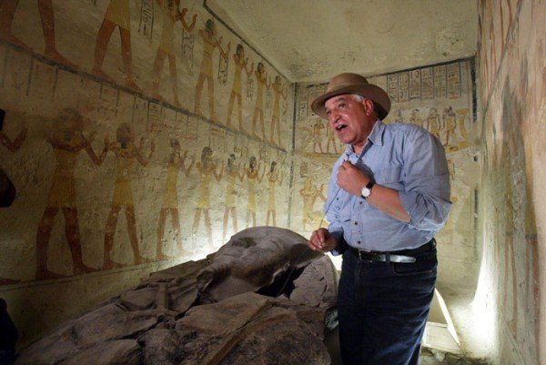 L'egittologo Zahi Hawass